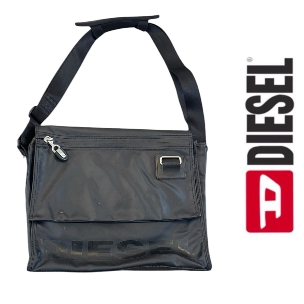 Diesel Black Messenger Bagp